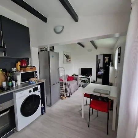 Apartment Charmante Maisonnette